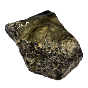 Pietra scura con riflessi dorati metallici.