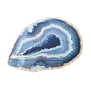 Agata Blu, pietra traslucida dalle sfumature celesti.