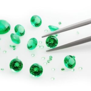 SIAMITE TSAVORITE PROFONDO